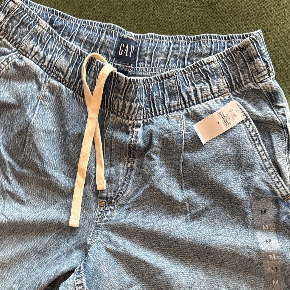 GAP pull-on jeans